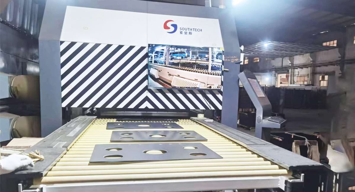 glass tempering furnace